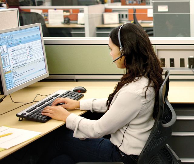 Basic Qualities of a Good Call Center: Getting Services from Professional Agents for Customer Satisfaction